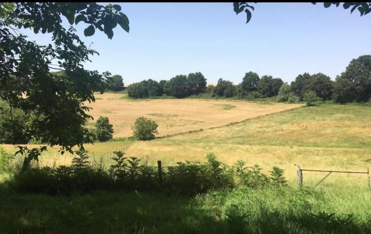 Chez Sophie - Gite Et Gite Equestre Clermont-Dessous Bagian luar foto